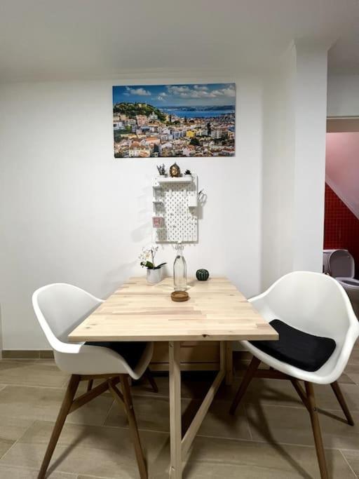 Apartament Artistic Digital Getaway - Patio & Great Location! Lizbona Zewnętrze zdjęcie